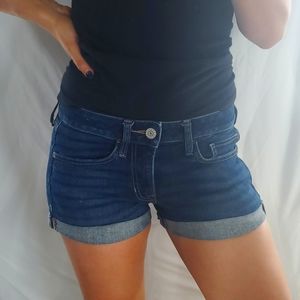 Express "stretch performance" cuffed shorts size 00